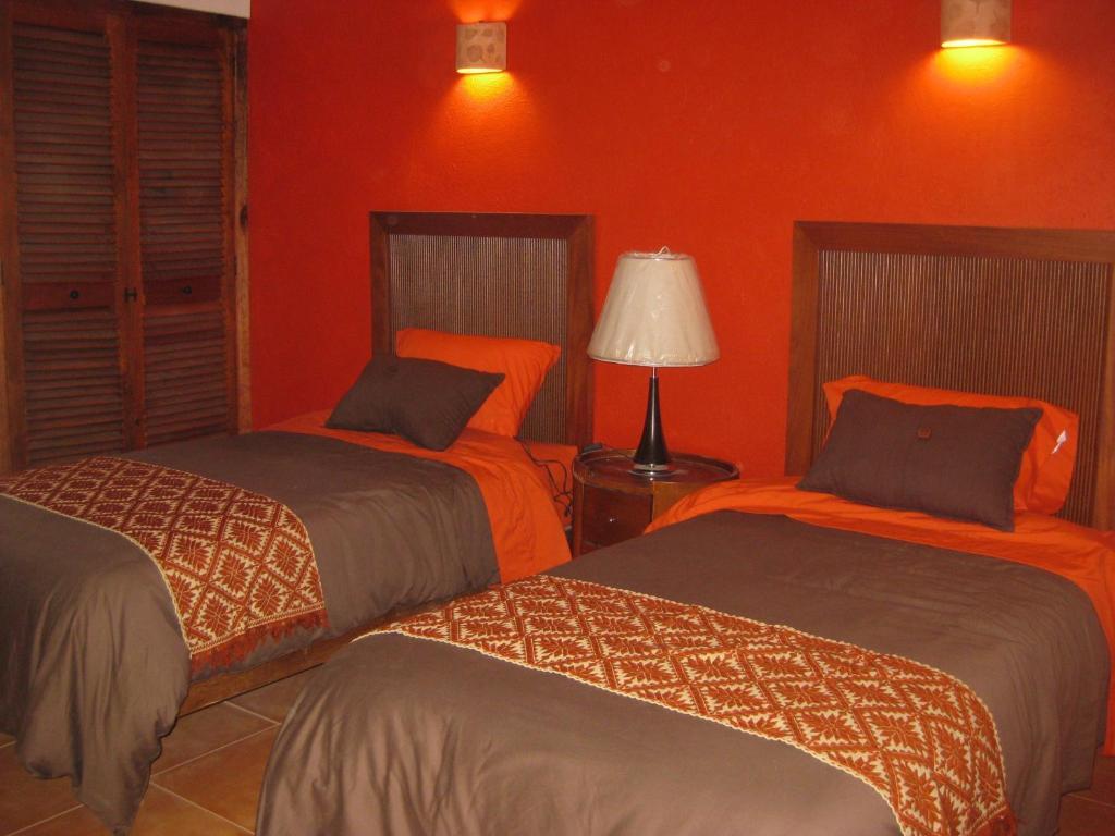 La Casa Del Rio Hotel Valle de Bravo Room photo